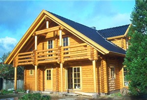 Holzhaus-Rundbohlen-Rundbalken-Wohnhaus-WB02