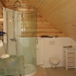 Wohnblockhaus-Holzhaus-Rundbohlen-Rundbalken-Wohnhaus-Innen-IMG_7199