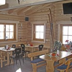 Holzhaus-Rundbohlen-Rundbalken-Gewerbeobjekt-Beer10