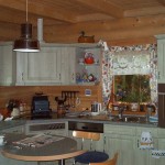 Holzhaus-Rundbohlen-Rundbalken-Wohnhaus-Innen-WB-0021